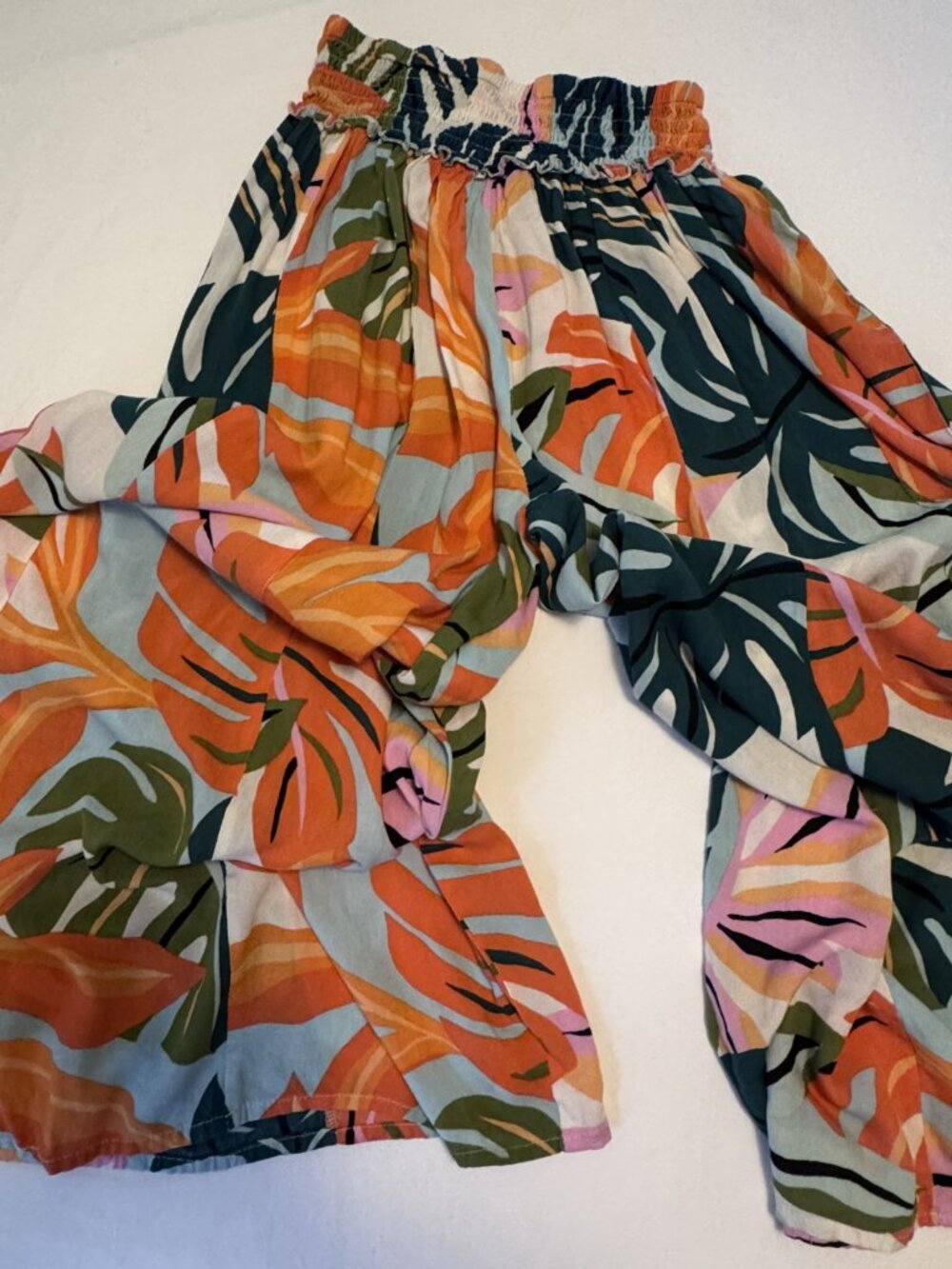 True Destinations Tropical Flare Pants – Palm Print | Size L - HS0379 - Picture 2 of 8